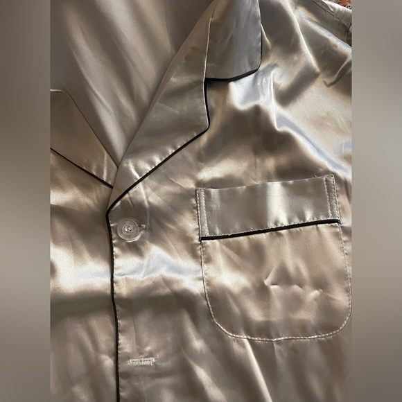 Two Pieces PJ Set Soft gray with black piping Large - Picture 3 of 5